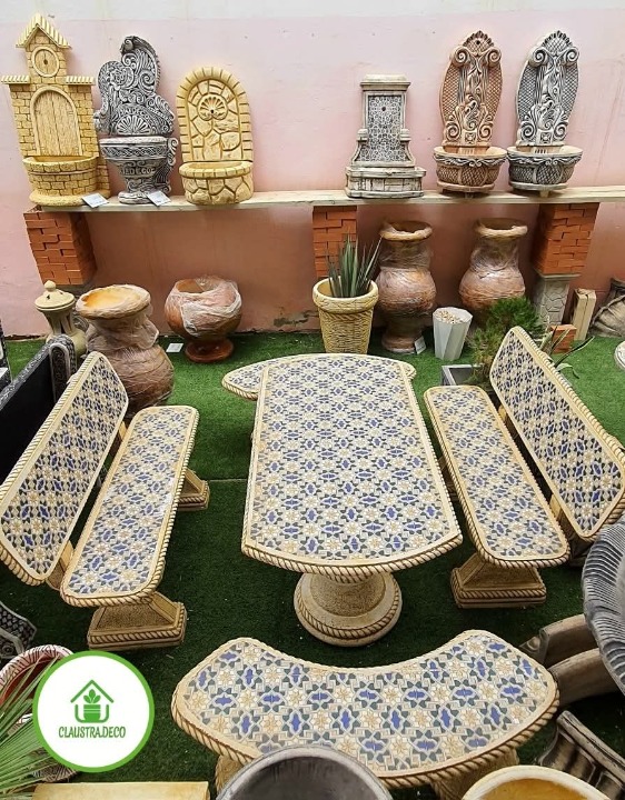 طاولات للحدائق المنزلية